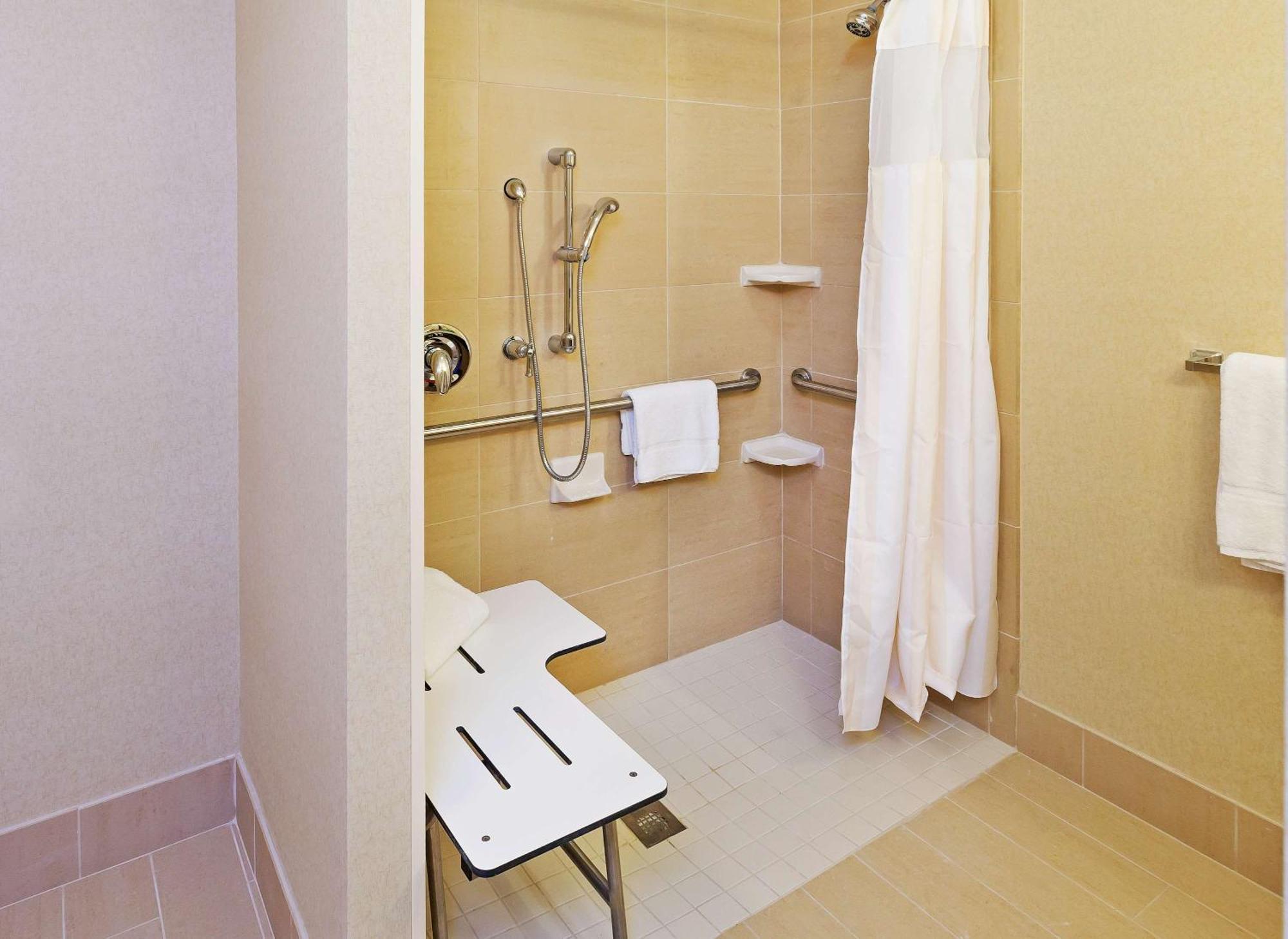 Hotel Hilton Garden 3*