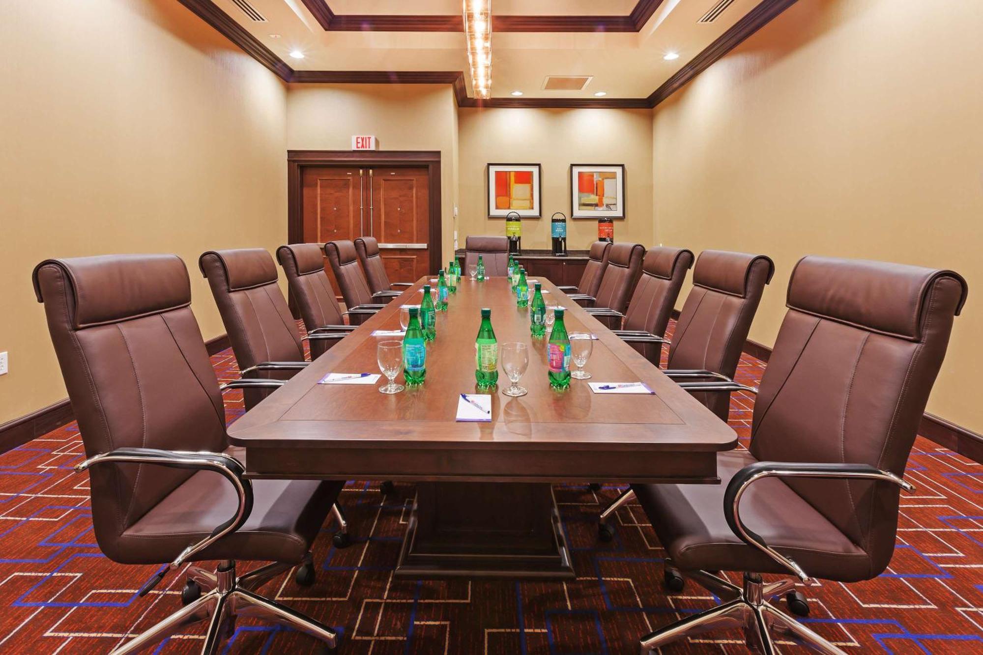 Hilton Garden