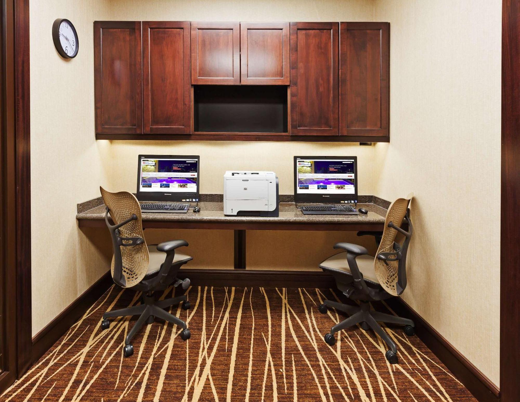 Hilton Garden